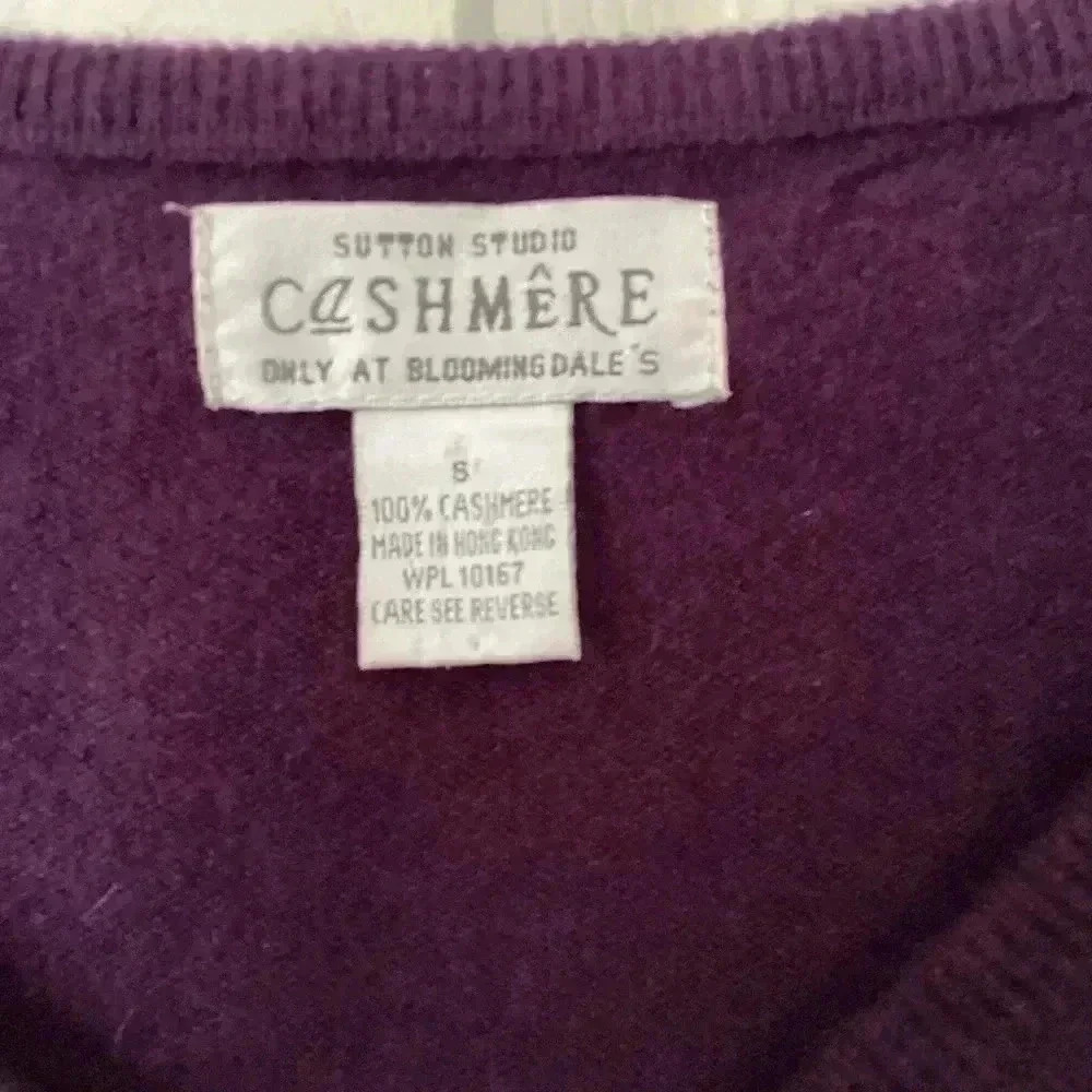Sutton Studio Only At Bloomingdale’s purple Cashmere V NeckSweater Size Small - Picture 3 of 4